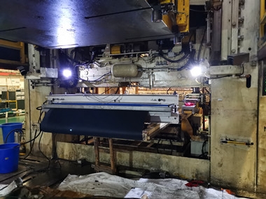 汽车冲压现场驳接